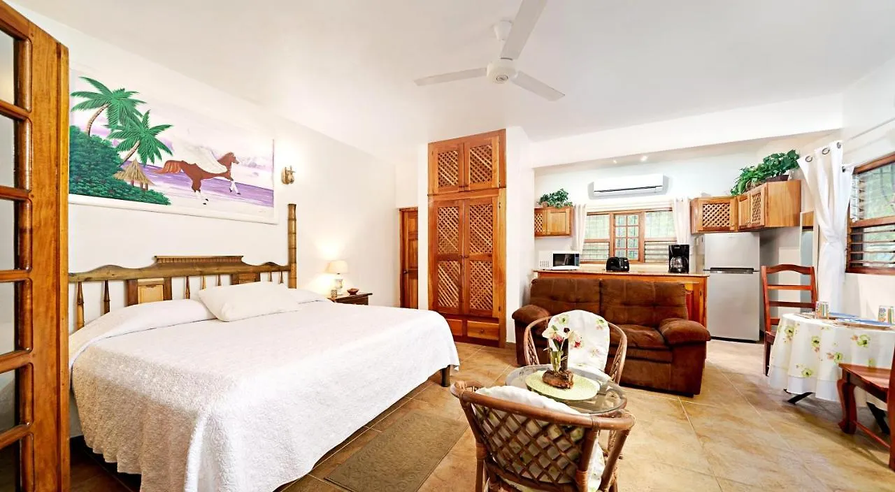 Beach House Condos, نيغريل 3*,  جامايكا