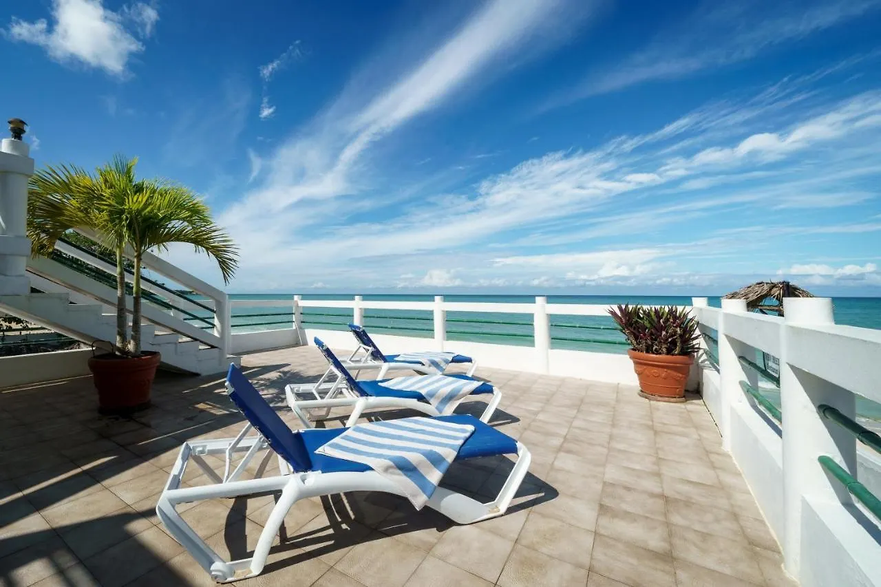 Hotel Beach House Condos, Negril