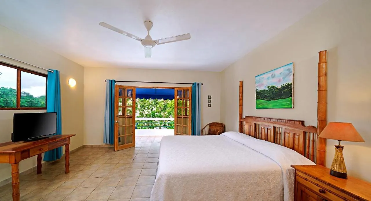 Beach House Condos, Negril 3*,  Jamaica