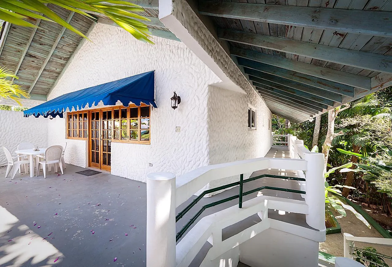Beach House Condos, Negril