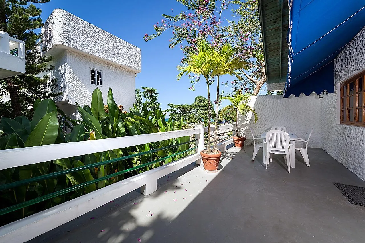 *** Hotel Beach House Condos, Negril Jamaica